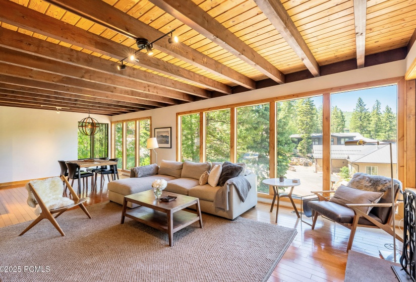 9 - 485 Upper Evergreen Drive