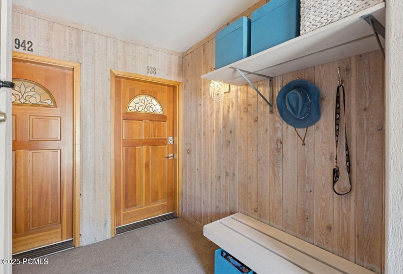 Entry/Mud room