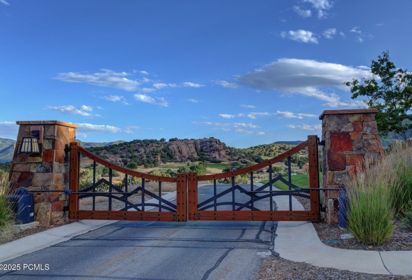 042_redledges5_771