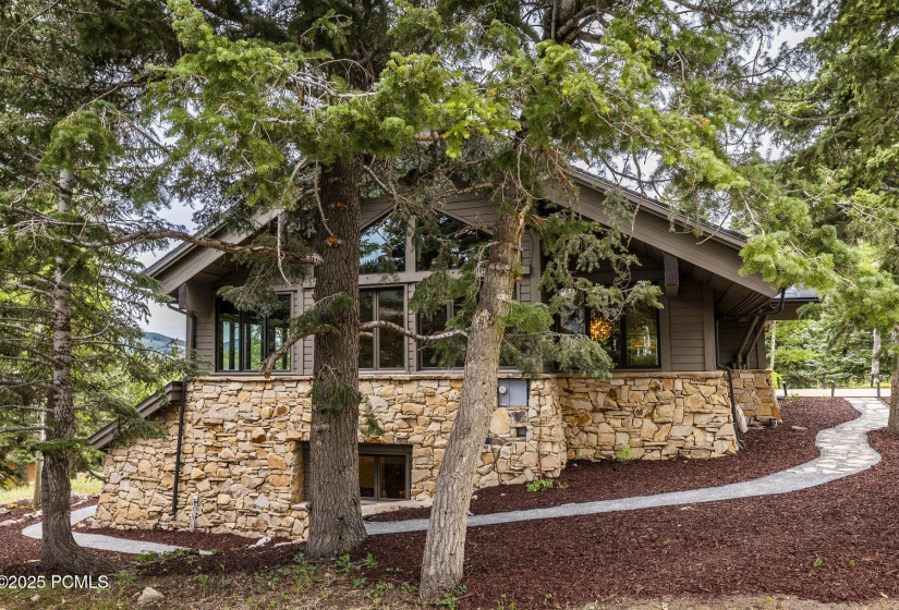 001_7545sterlingdrive-24_671
