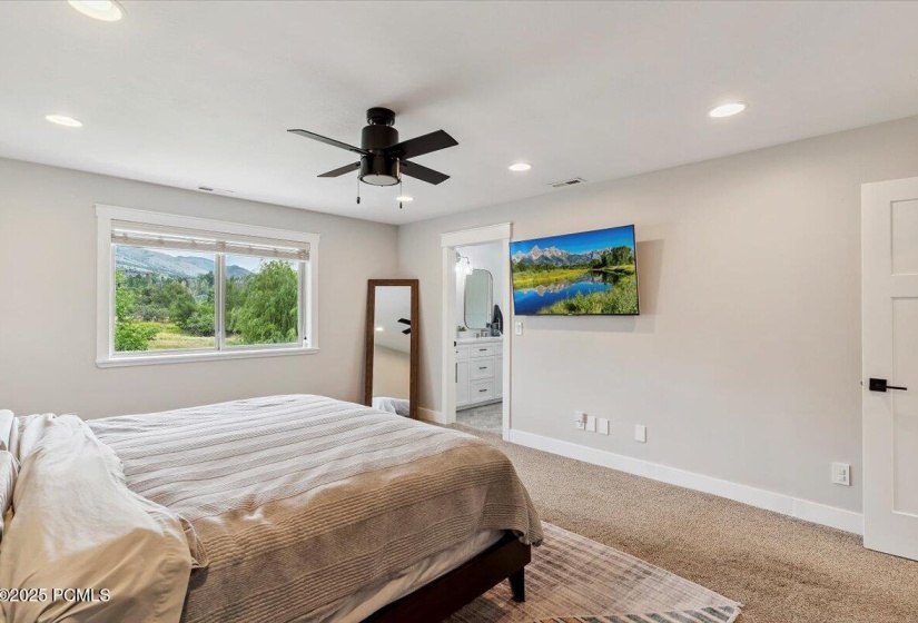 18-Bedroom