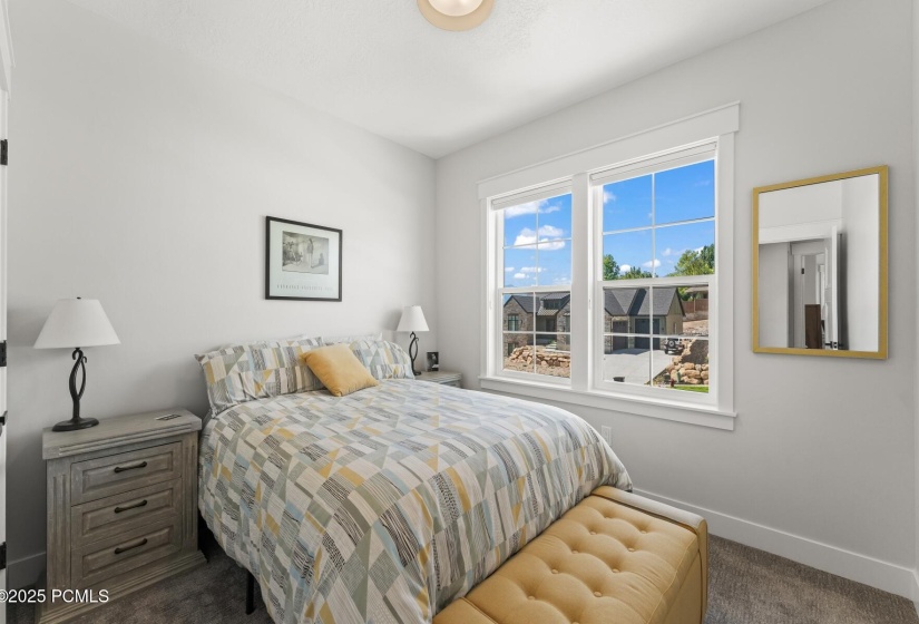19_Bedroom_1800x1200_4073971