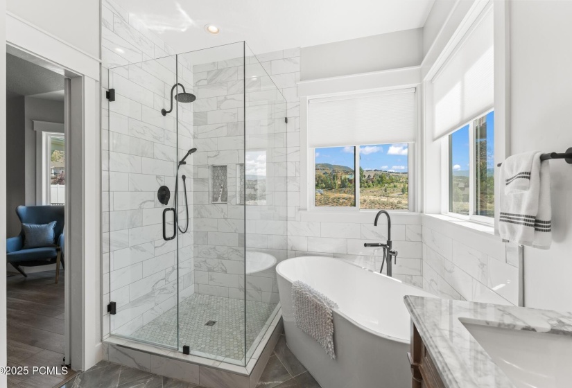 24_Bathroom_1800x1200_4073976