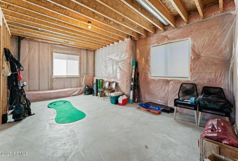 36_Basement-Storage_1800x1200_4073988