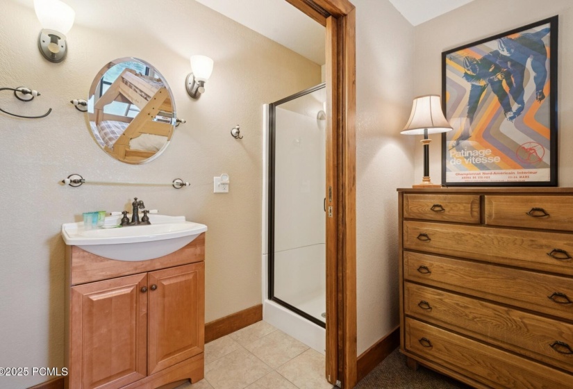 24_Bathroom_1800x1200_4270742