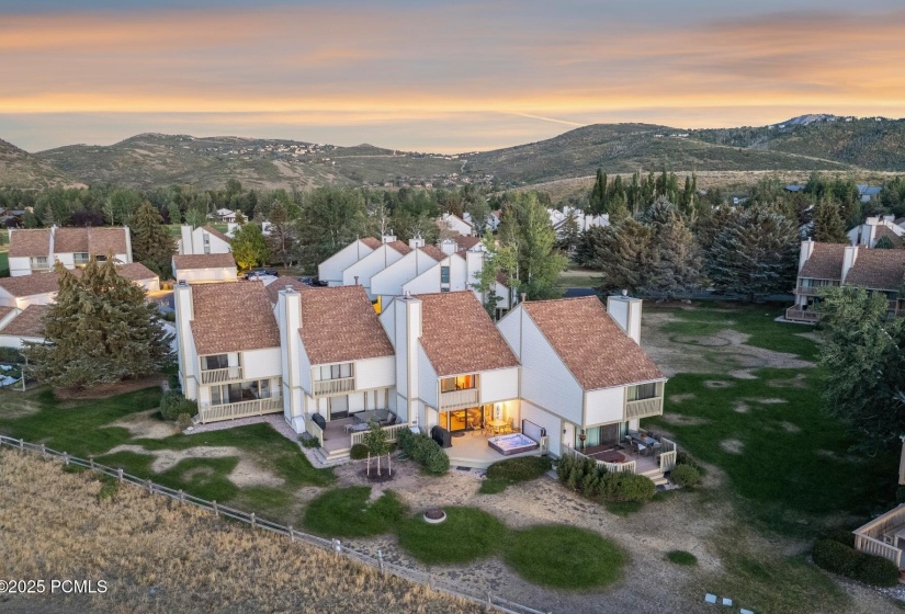 37_Aerial_1800x1200_4270807