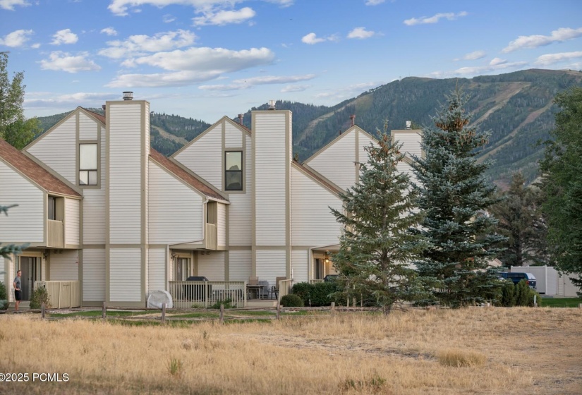 41_Exterior_1800x1200_4271431