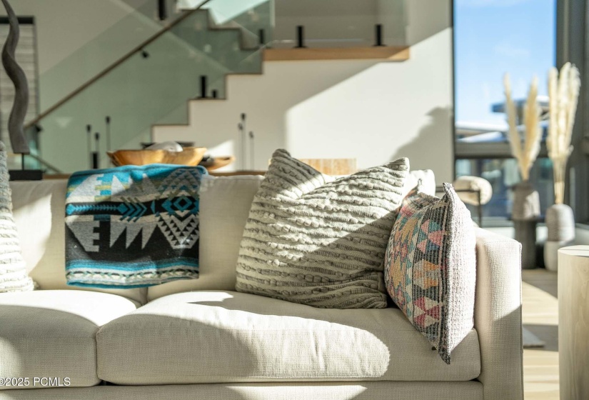 011_livingroom_4_detail_688