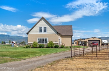 364 3000 S, Daniel, Utah 84032, 4 Bedrooms Bedrooms, ,3 BathroomsBathrooms,Residential,For Sale,3000 S,12503874