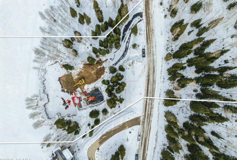 263 White Pine Cy Drone047 w/ lines