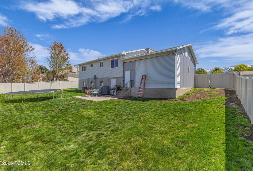 16-web-or-mls-1282-s-875-w