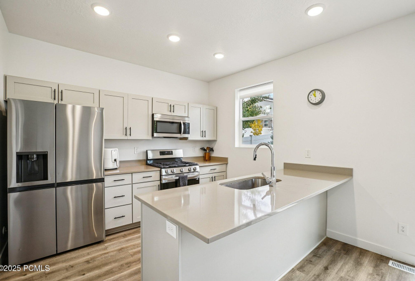 6705 Serviceberry