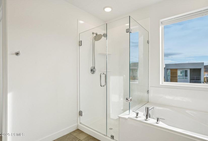 Primary Full Bathroom