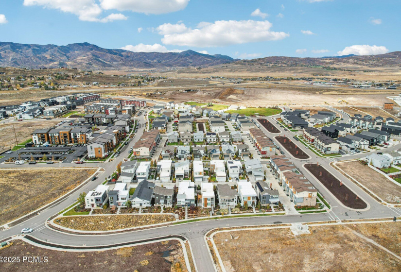 42-web-or-mls-Serviceberry Dr 12-S1110-0