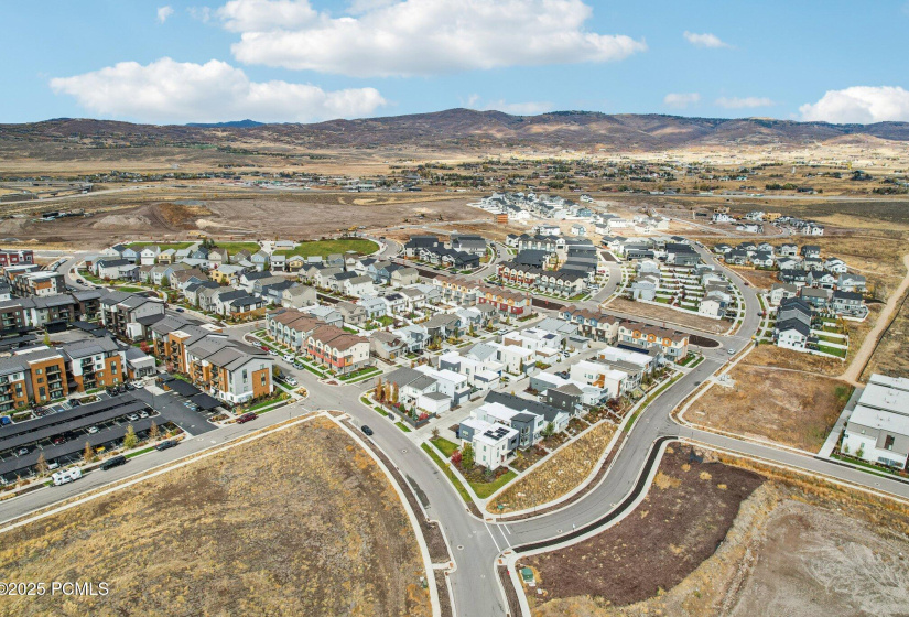 43-web-or-mls-Serviceberry Dr 12-S1110-0