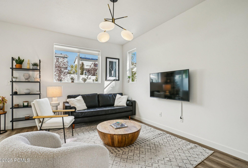 6705 Serviceberry - Family Room
