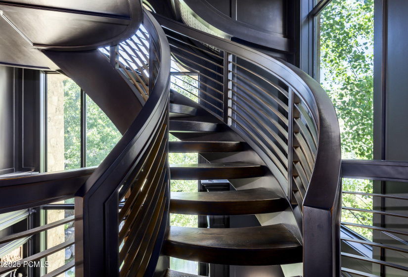 028_5618southfork94_954