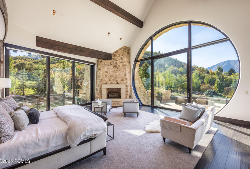 038_5618esouthforkrd47_931