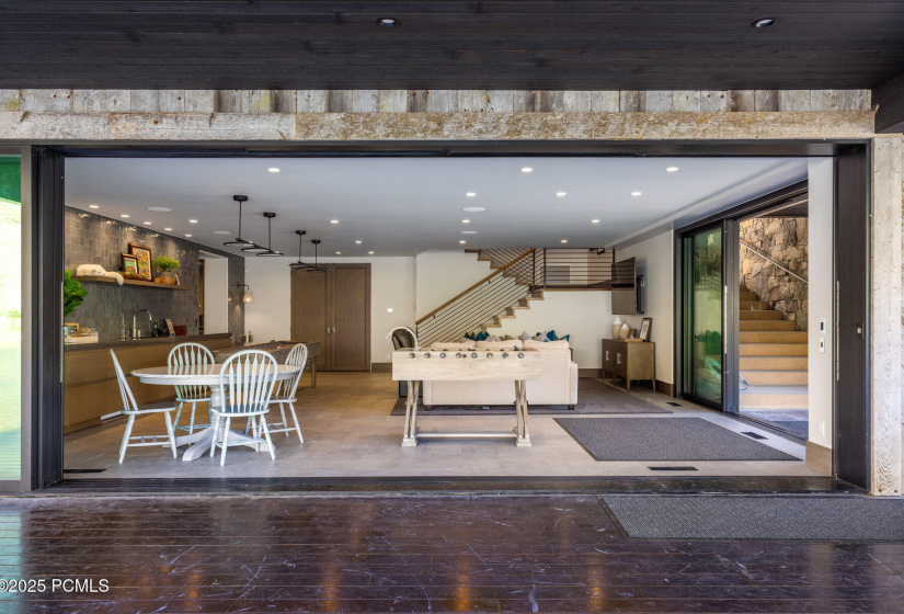 202_5618esouthforkrd157_158