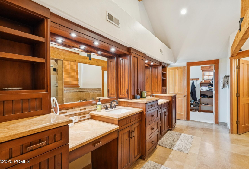 31_bathroom_1800x1200_4293751