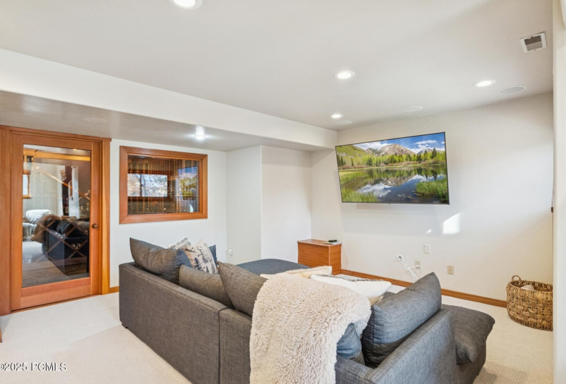 36_Living-room_1800x1200_4293707