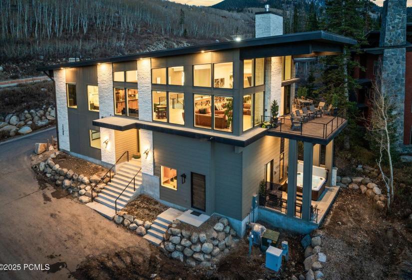 070_dji_20251023172355_0396_d_970