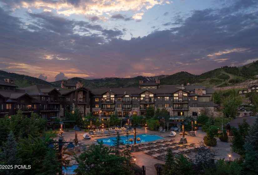 29-web-or-mls-SLCDM Pool Exterior Night