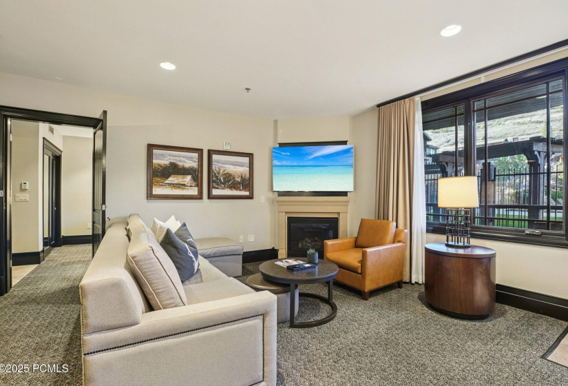 3-web-or-mls-Frostwood Blvd-S1211-002