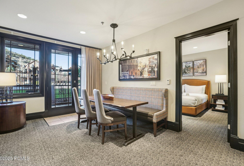 5-web-or-mls-Frostwood Blvd-S1211-004