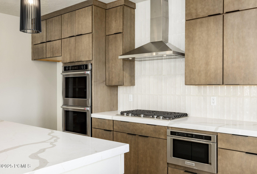 010_2832_e_hayloft_lane_lot_214-010_181