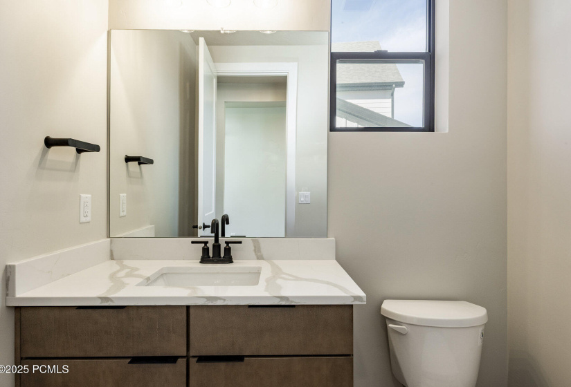 014_2832_e_hayloft_lane_lot_214-014_160