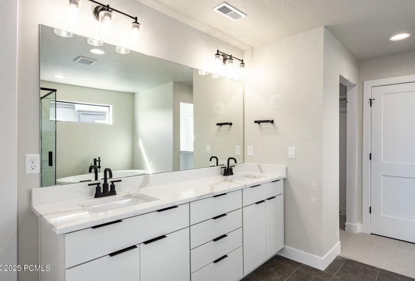 019_2832_e_hayloft_lane_lot_214-019_739