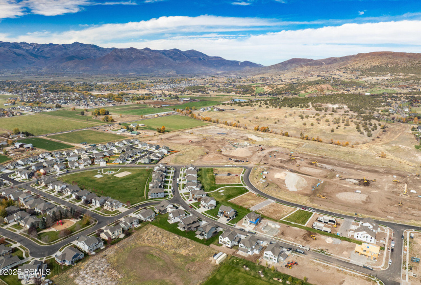 048_2818ehayloftlane-59-bh_240