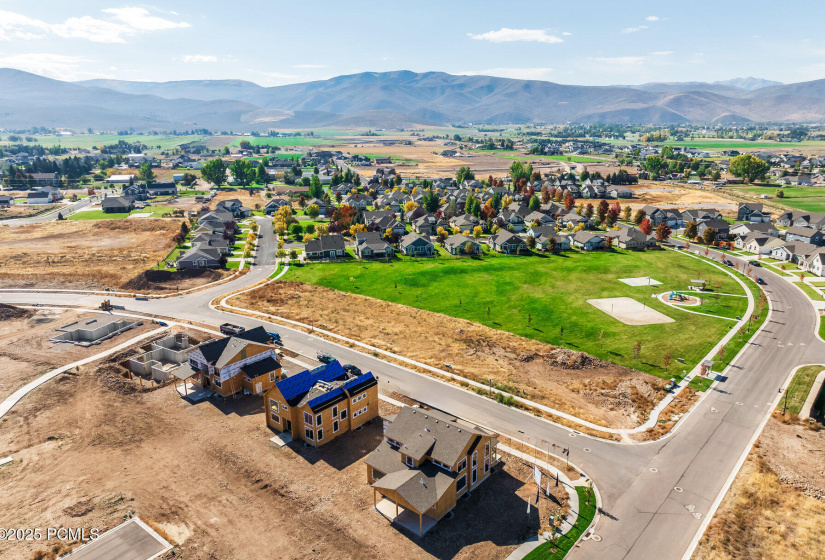 056_008_023_2749ehayloftlanelot204-15_25