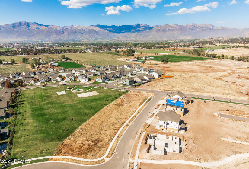 071_023_038_2749ehayloftlanelot204-30_40