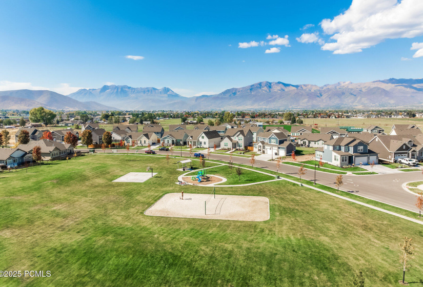 075_024_039_2749ehayloftlanelot204-31_54
