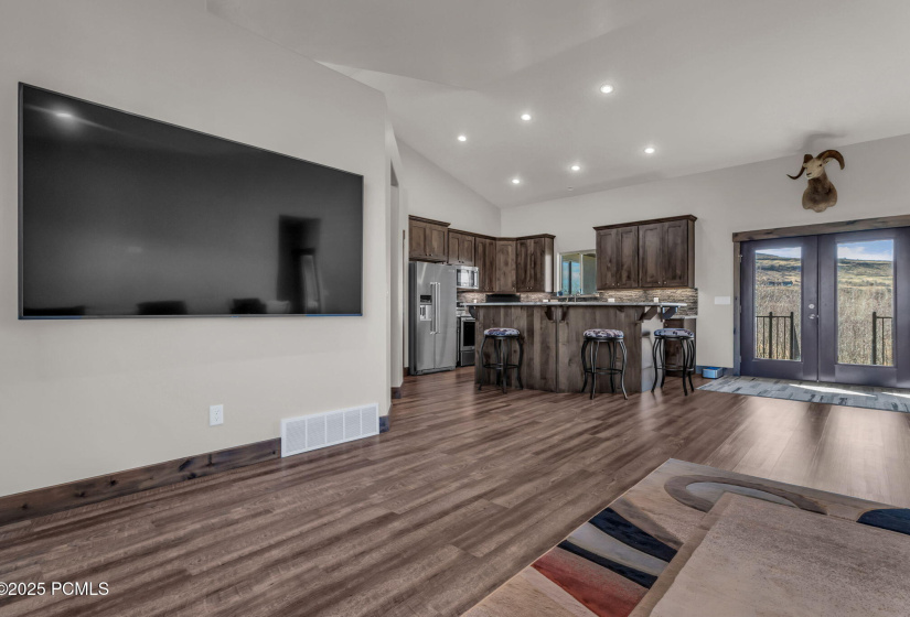 7-web-or-mls-3700-s-1000-e