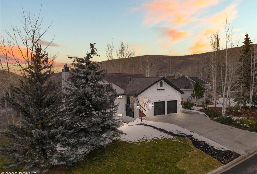 02-8850 Upper Lando Ln V Twilight-2