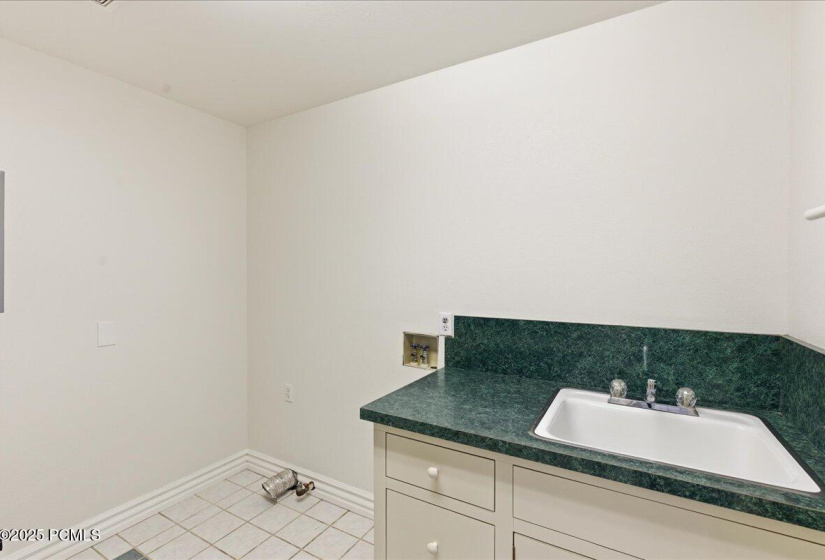 49-8850 Upper Lando Ln-46