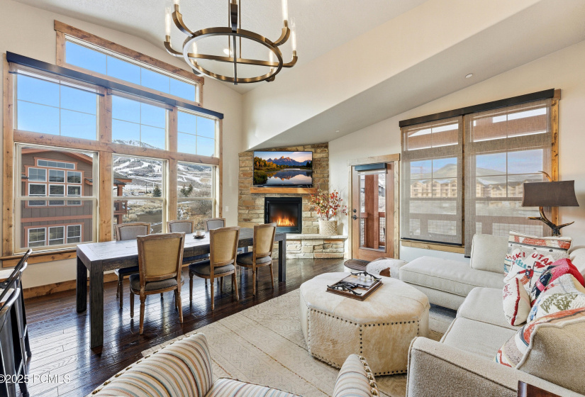 008_ehm00004_with_fire_281