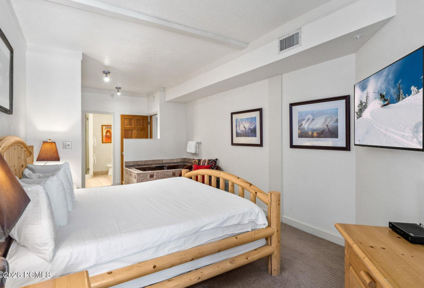 020_ar508952_copy_342