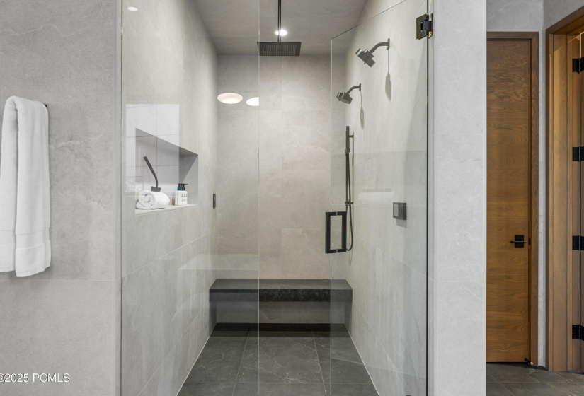 020_8939moonshadowct-19_31