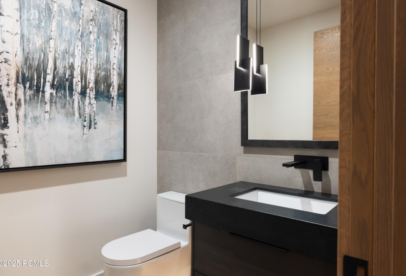 035_8939moonshadowct-34_540