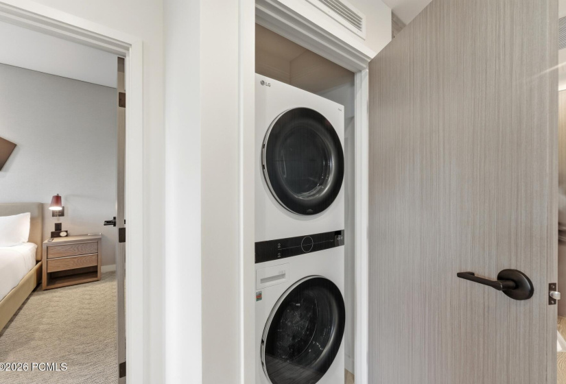 16_Laundry_1800x1200_4311634