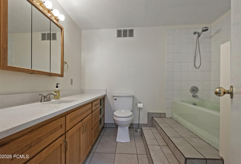 2575wStateRd32-Peoa-034