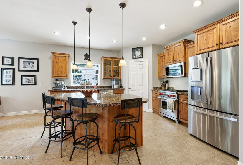 2_Kitchen_1800x1200_4321398