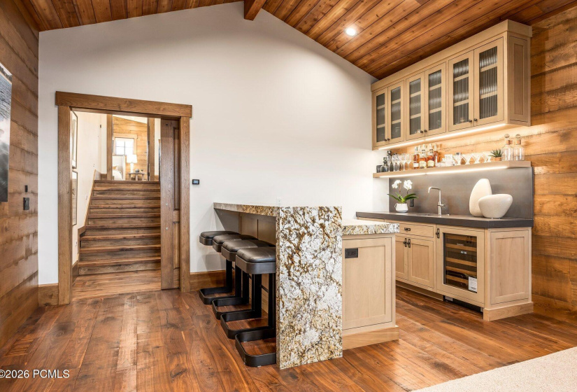 011_7357nvictoryclubdr45_740