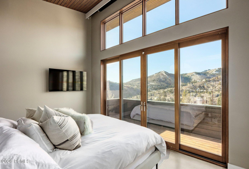 011_3682_sunridge_drive-032_381