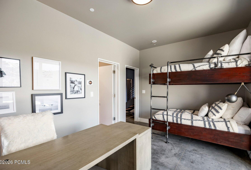 035_3682_sunridge_drive-044_674