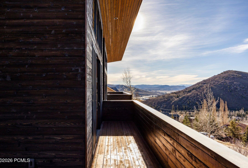 060_3682_sunridge_drive-039_383